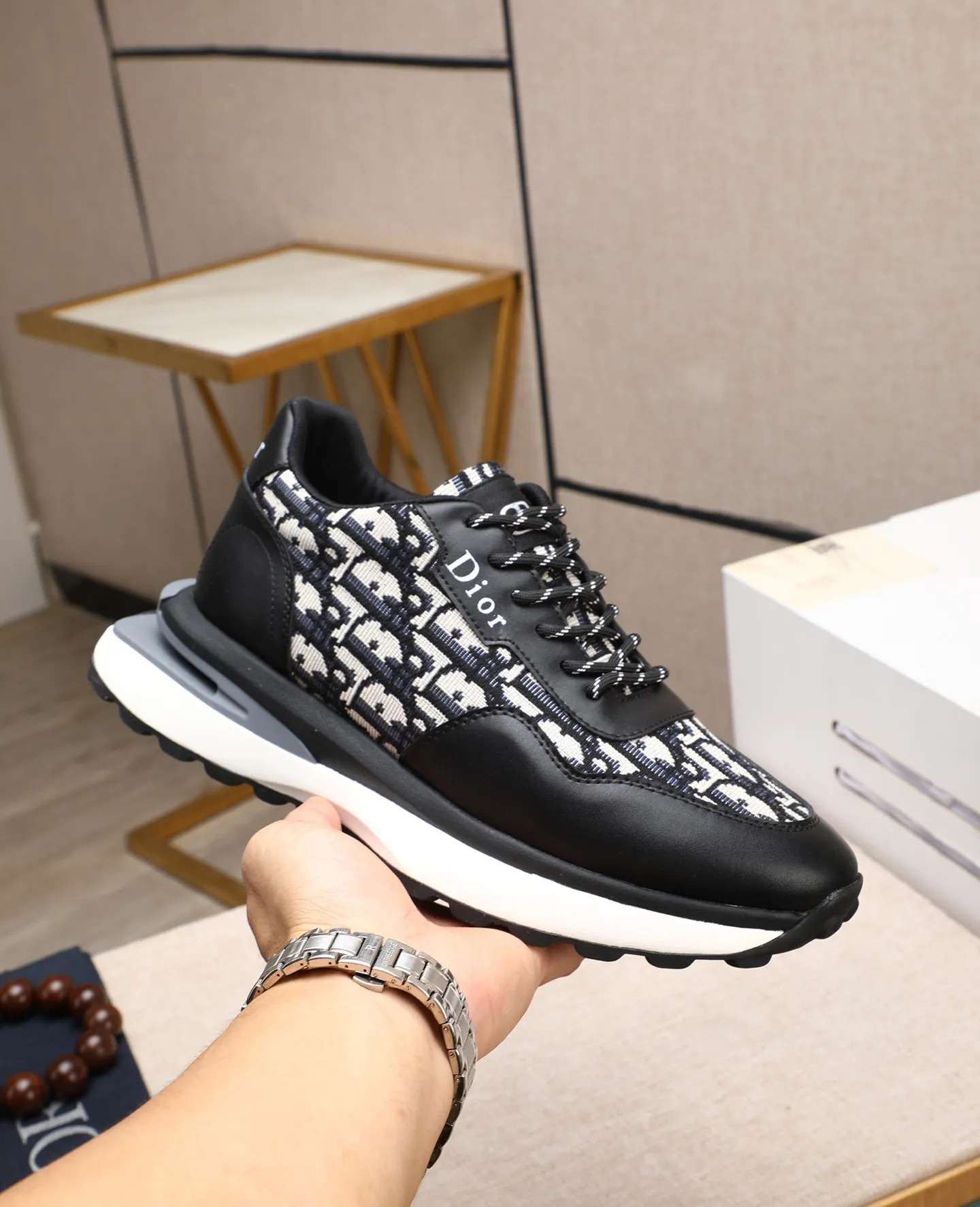 Men's men's shoes💰460 🌹🌹[Dior] 2025 latest model🙈original replica! 👟👟👟You can go to the top-notch workmanship. The upper is made of Italian 🇮🇹imported cowhide. The mesh lining is suitable for travel. The original replica outsole makes it suitable for all kinds of travel, showing low-key luxury. Let quality speak for itself. Color: Size: 38-44